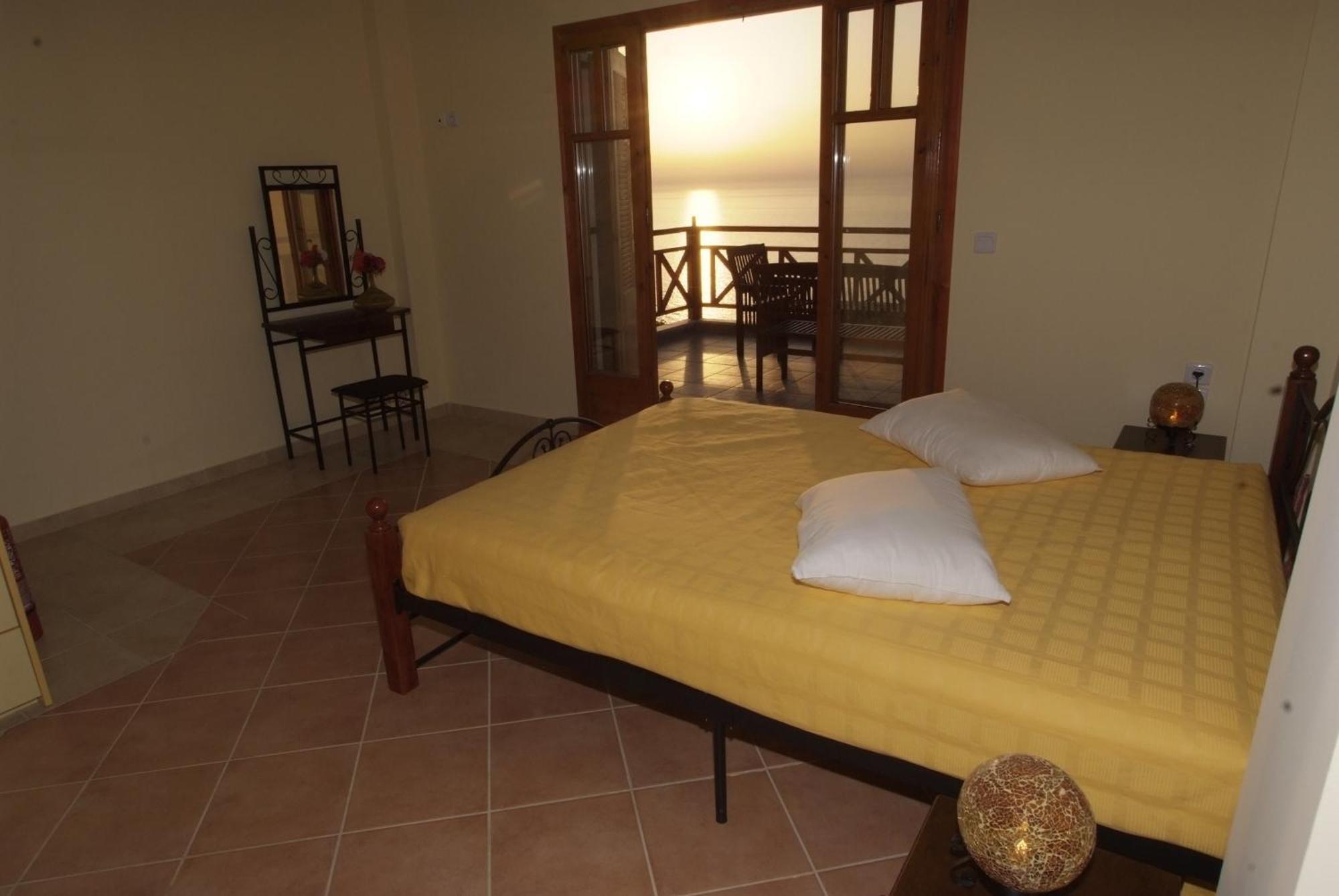 Irida Villa Armenistis  Luaran gambar